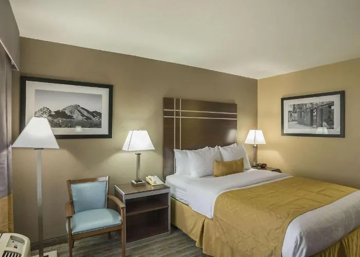 Stay7 Studios Hotel Phoenix Metro Hotel *